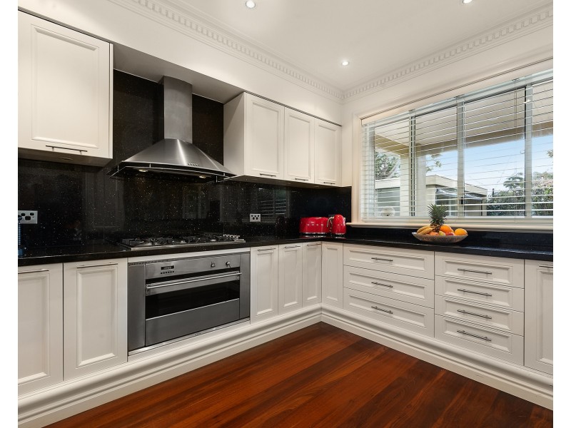 323 The Grand Parade, Sans Souci NSW 2219