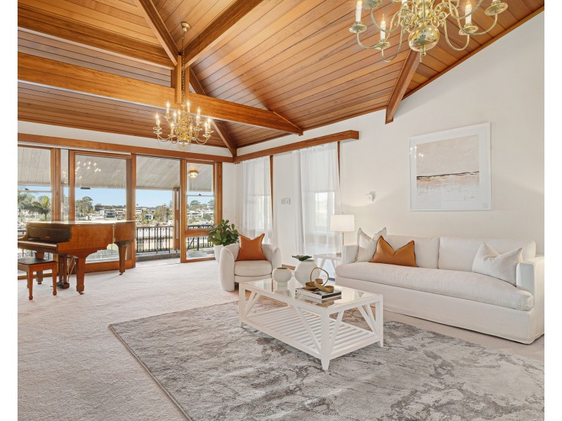 62 Fernleigh Road, Caringbah South NSW 2229