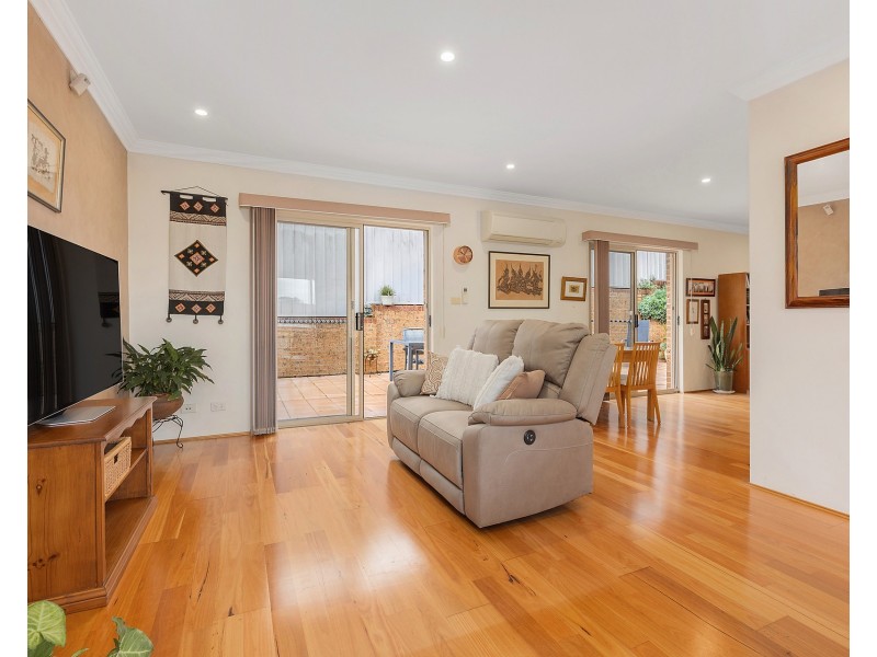 4/69a Homedale Crescent, Connells Point NSW 2221