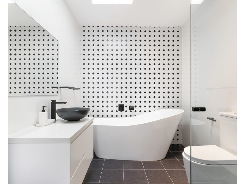 17a Crystal Street, Sylvania NSW 2224