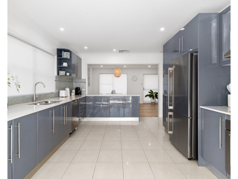 8 Hampton Road, Sylvania Waters NSW 2224