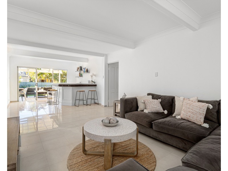 8 Hampton Road, Sylvania Waters NSW 2224