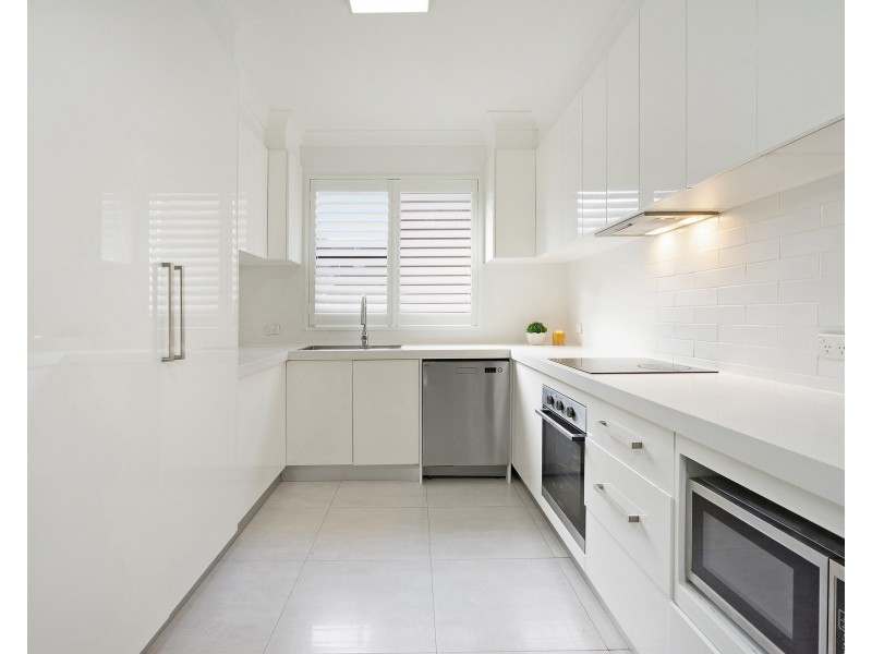 2/94 The Grand Parade, Brighton-le-sands NSW 2216