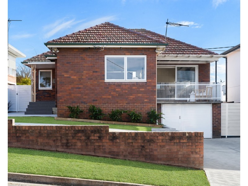 14 Centre Street, Blakehurst NSW 2221