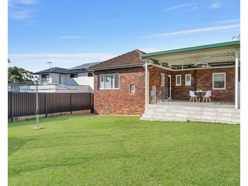 14 Centre Street, Blakehurst NSW 2221