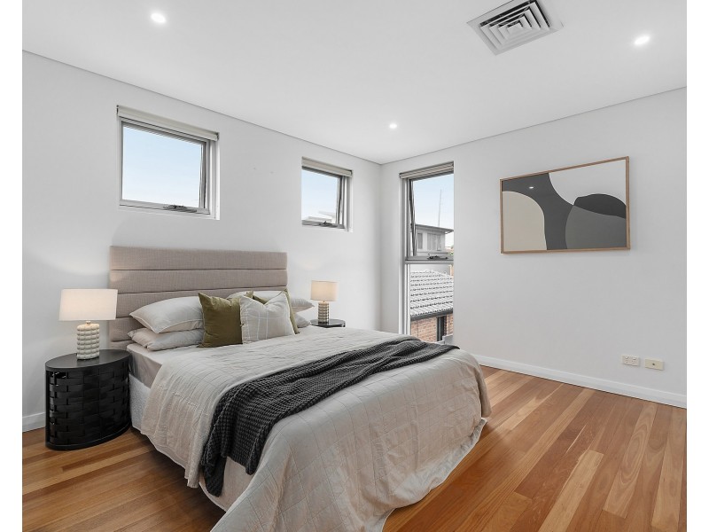 25 Kenyon Road, Bexley NSW 2207