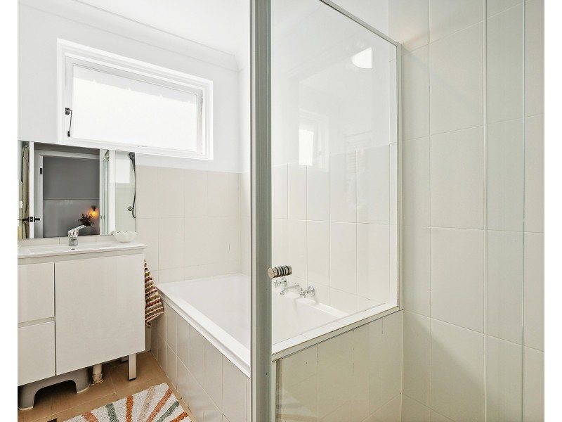 2/5 Gladstone Street, Bexley NSW 2207