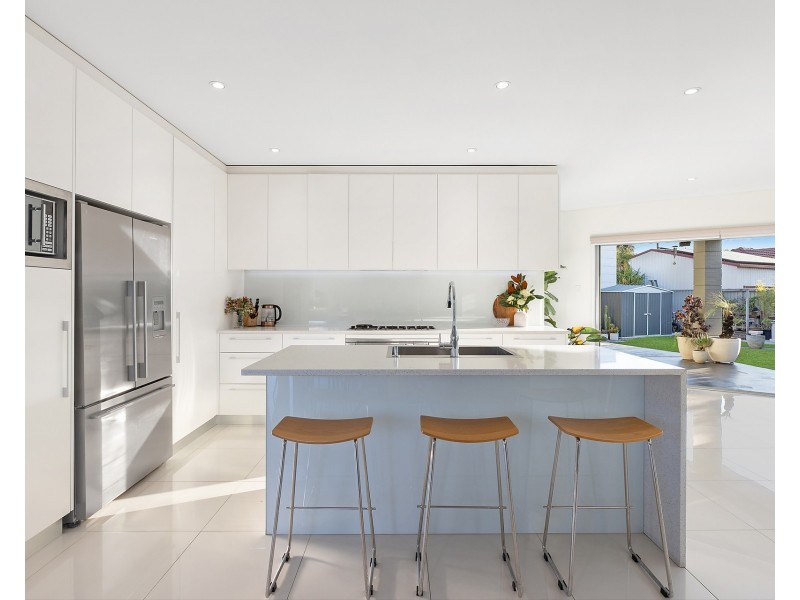 33 Moorefield Avenue, Kogarah NSW 2217