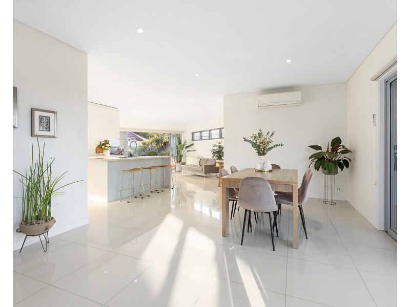 33 Moorefield Avenue, Kogarah NSW 2217