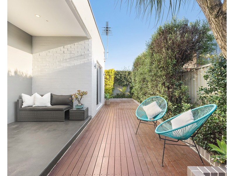 33a Moorefield Avenue, Kogarah NSW 2217