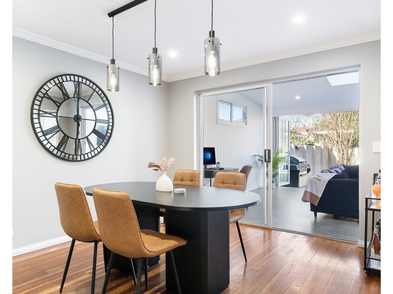 2/28 Chuter Avenue, Monterey NSW 2217