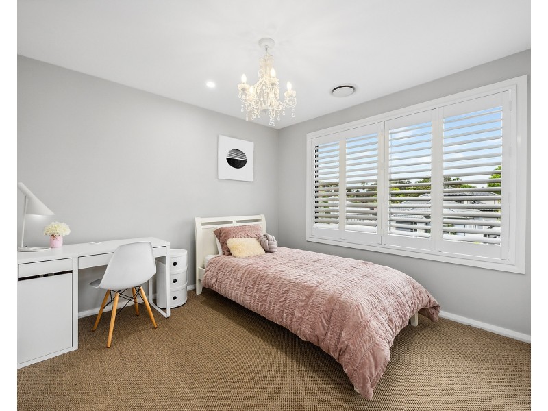 4 Lakeside Avenue, Monterey NSW 2217