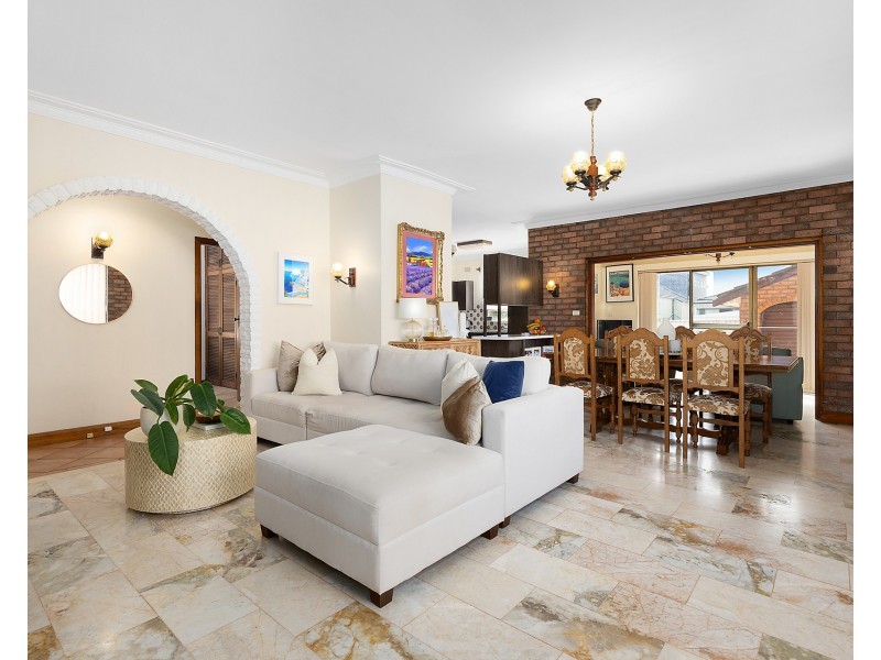 39 McMillan Avenue, Sandringham NSW 2219