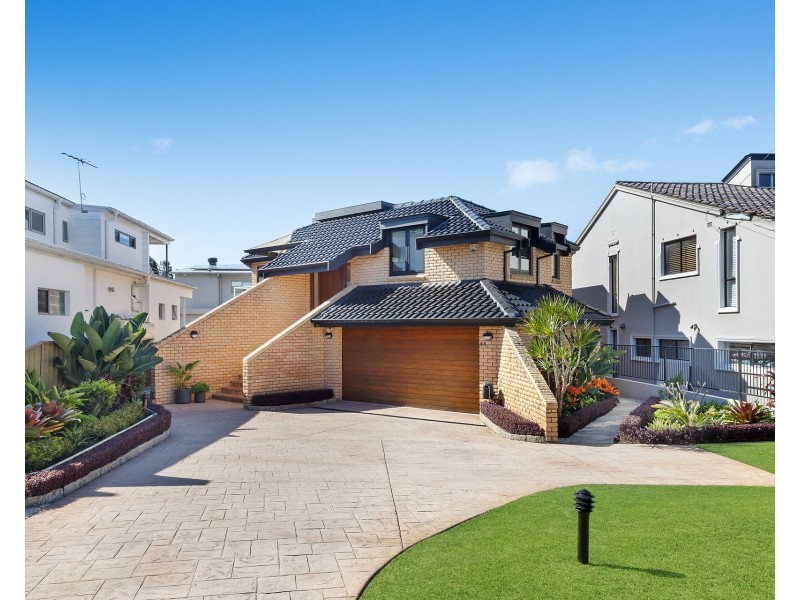 44 Gnarbo Avenue, Carss Park NSW 2221