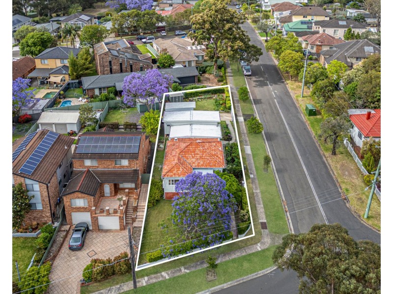 42 Woronora Crescent, Como NSW 2226