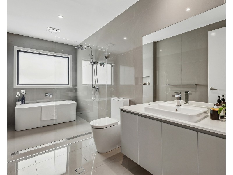 7 Francis Avenue, Brighton-le-sands NSW 2216