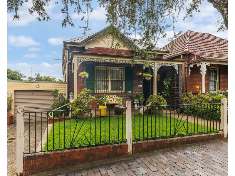 27 Hillcrest Street, Tempe NSW 2044