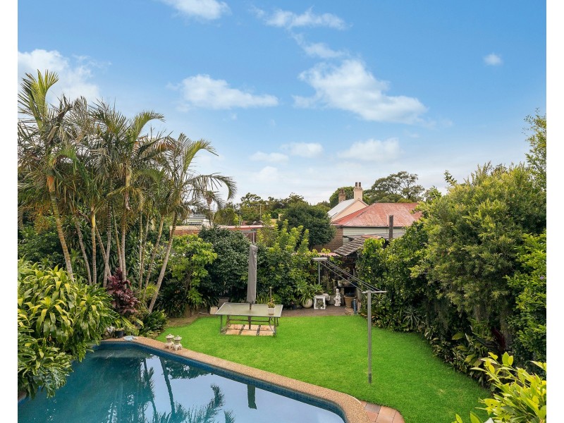 27 Hillcrest Street, Tempe NSW 2044