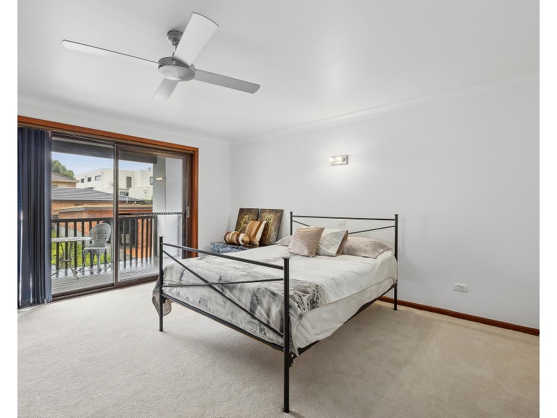25 Louis Terrace, Hurstville NSW 2220