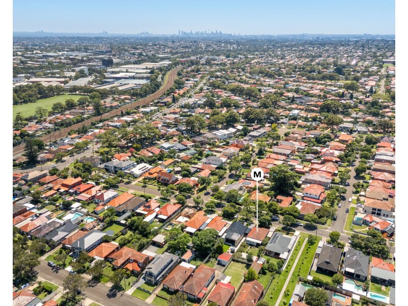 32 Illawarra Parade, Beverly Hills NSW 2209