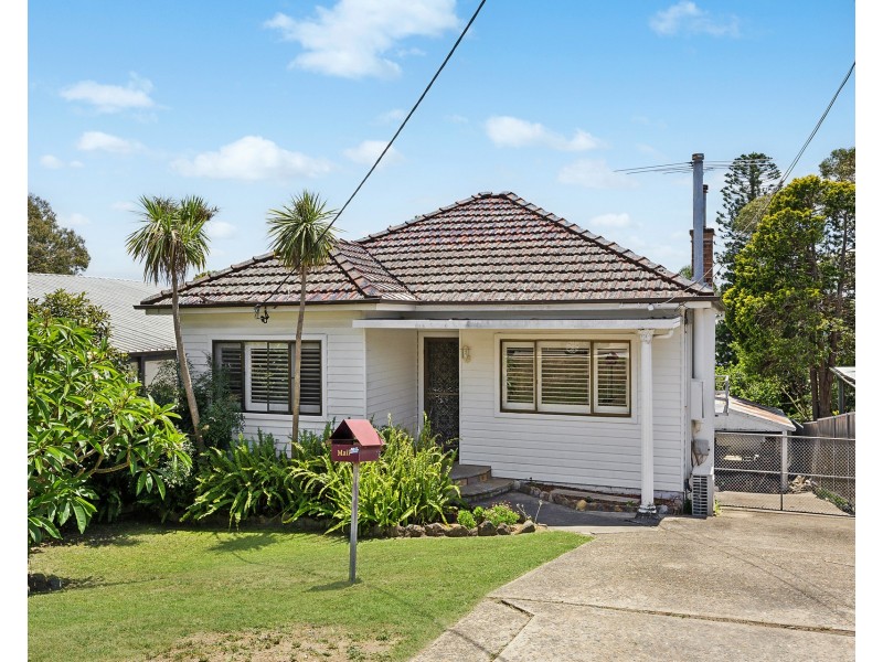 13 Easton Avenue, Sylvania NSW 2224