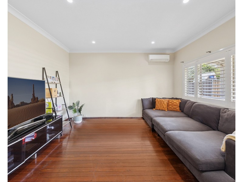 13 Easton Avenue, Sylvania NSW 2224
