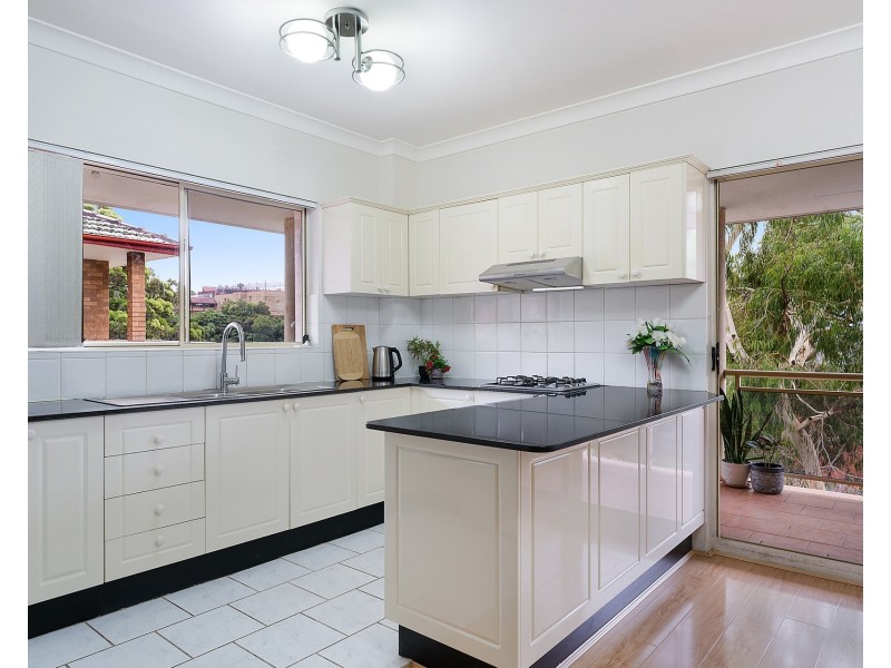 11/40-42 Queen Victoria Street, Bexley NSW 2207