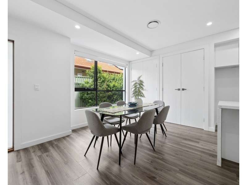 3/158 Bath Road, Kirrawee NSW 2232