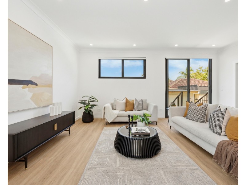 11 Roseland Avenue, Roselands NSW 2196