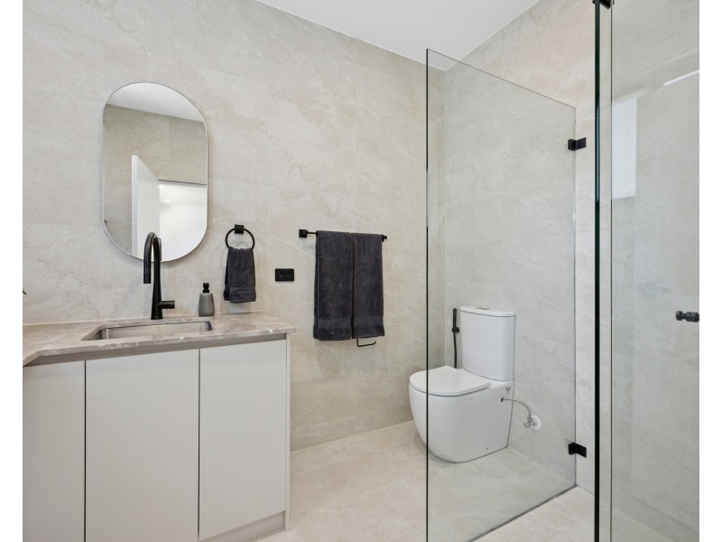 11 Roseland Avenue, Roselands NSW 2196