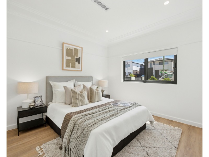 11 Roseland Avenue, Roselands NSW 2196