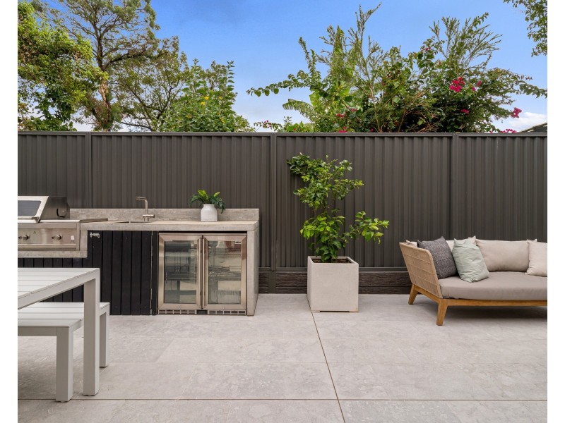 9A Queens Road, Hurstville NSW 2220