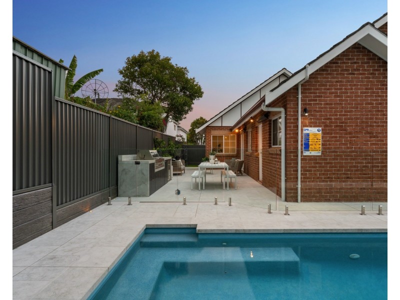 9A Queens Road, Hurstville NSW 2220