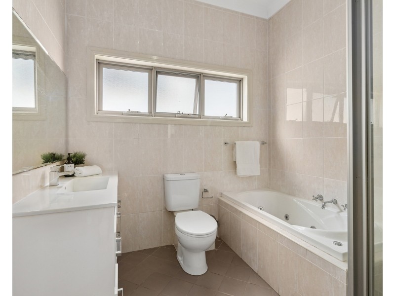 27a Canonbury Grove, Bexley North NSW 2207