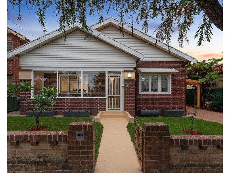25 Prince Edward Street, Carlton NSW 2218