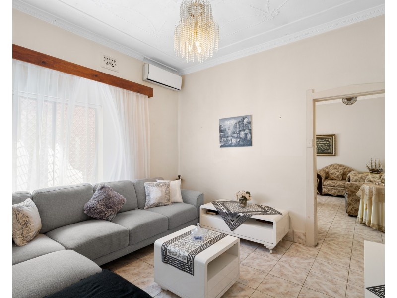 60 Dowling Street, Bardwell Valley NSW 2207