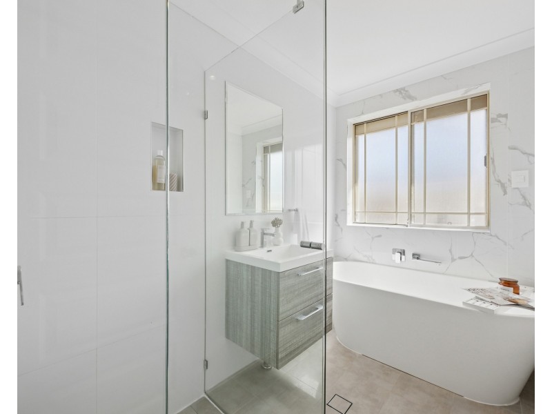 2/121 Barton Street, Monterey NSW 2217