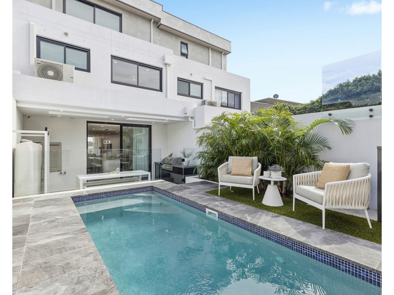 2/6 Holt Road, Taren Point NSW 2229