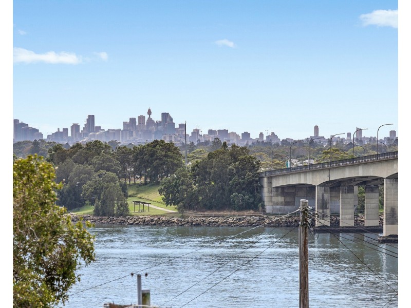 2/6 Holt Road, Taren Point NSW 2229