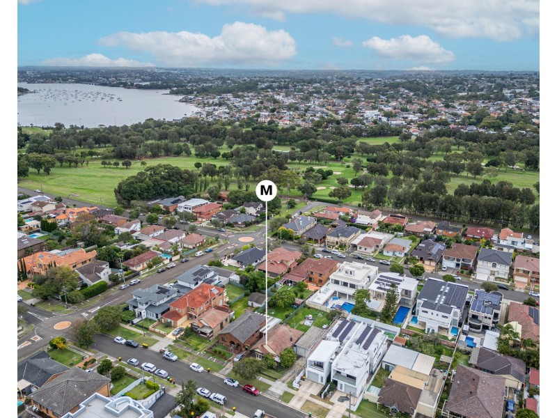 21 Carroll Street, Beverley Park NSW 2217