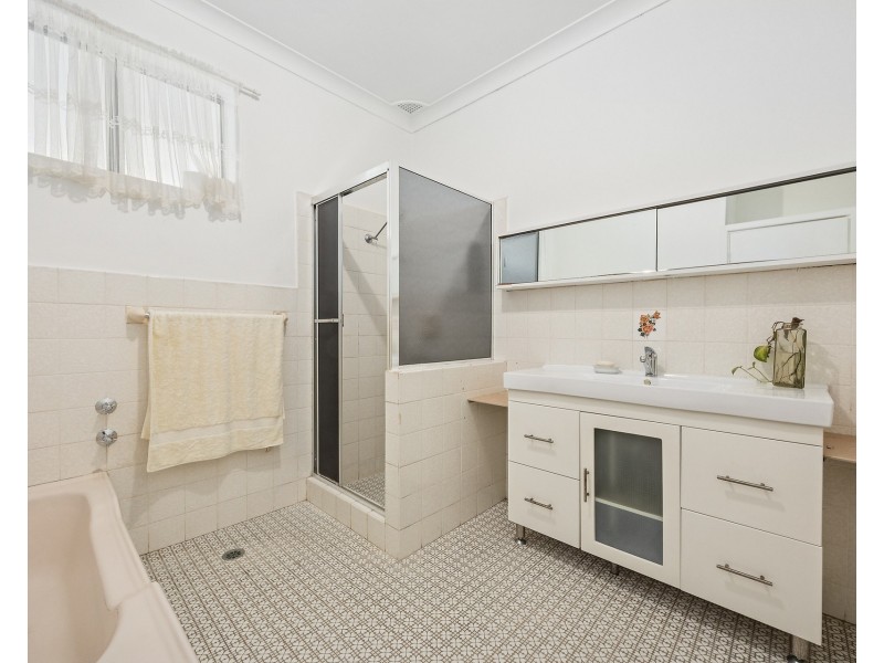 14 Mabel Street, Kingsgrove NSW 2208