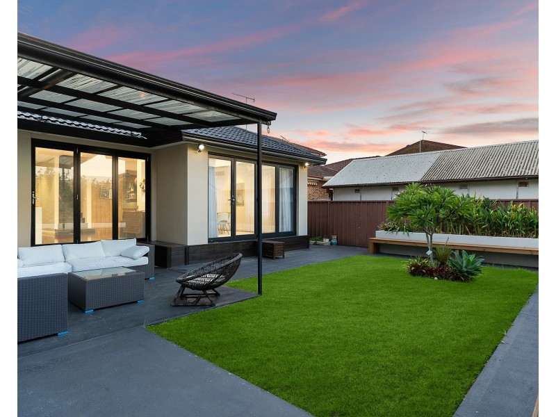 48 Holt Road, Taren Point NSW 2229