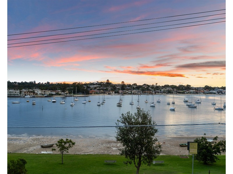 48 Holt Road, Taren Point NSW 2229