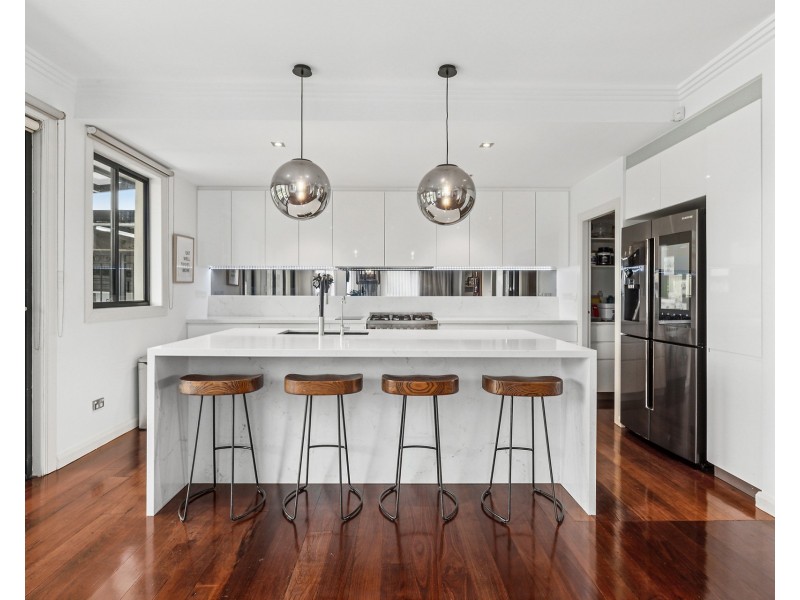 48 Holt Road, Taren Point NSW 2229