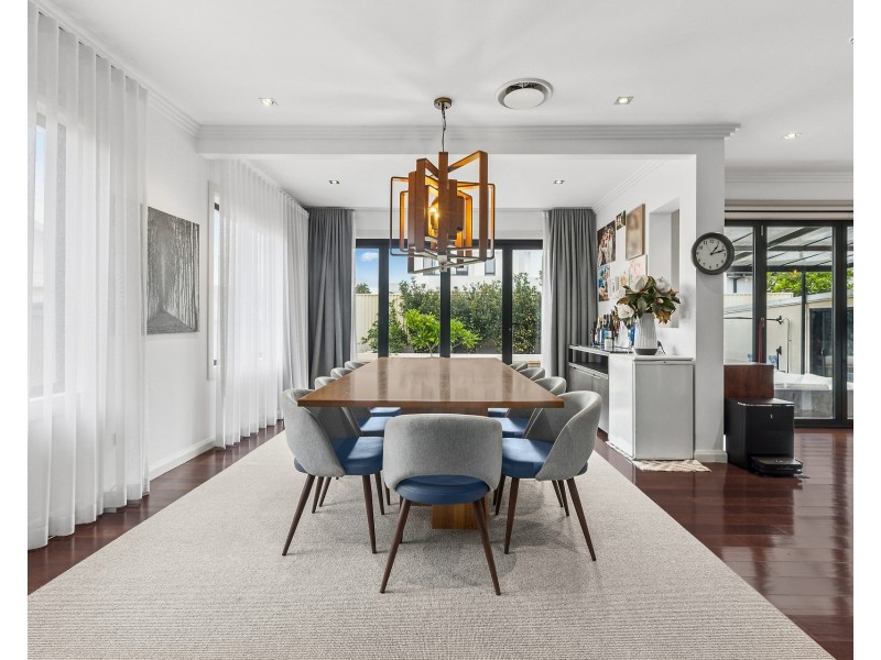 48 Holt Road, Taren Point NSW 2229