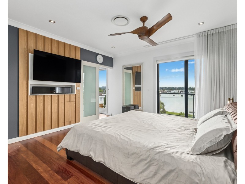48 Holt Road, Taren Point NSW 2229