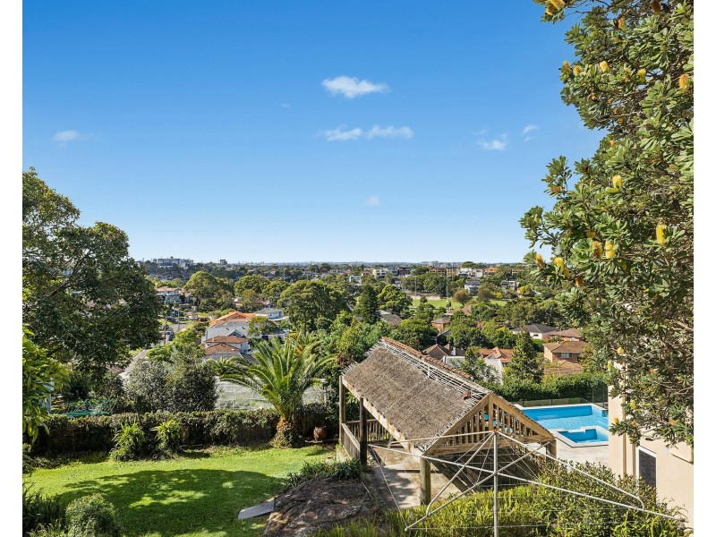 30 Gnarbo Avenue, Carss Park NSW 2221