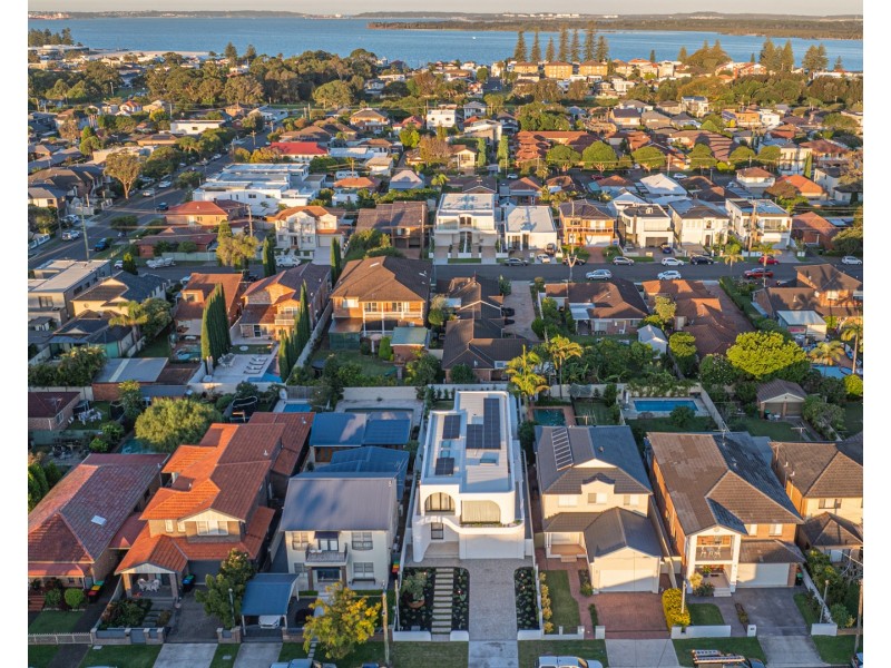 27 Moss Street, Sans Souci NSW 2219