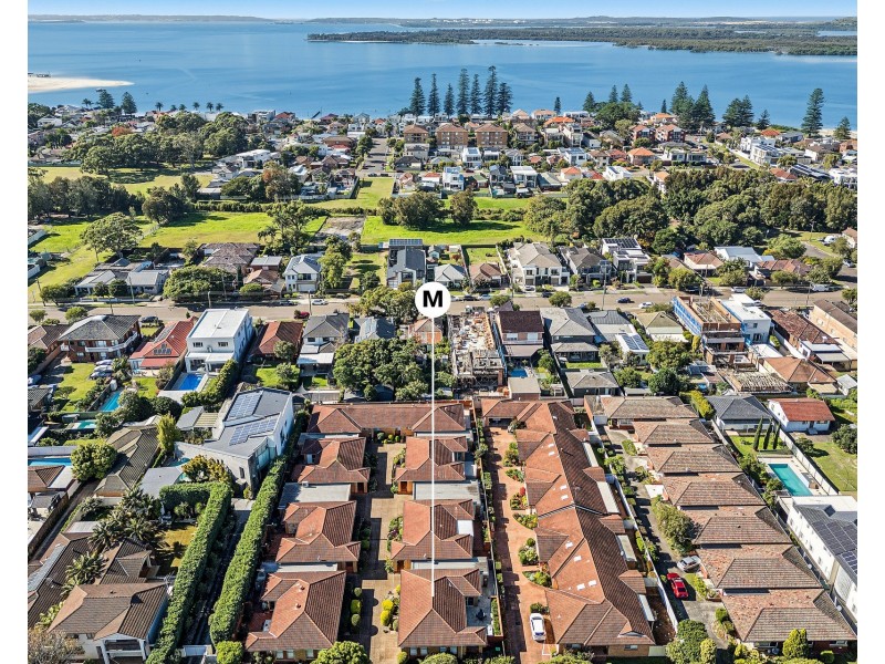 2/8 Tuffy Avenue, Sans Souci NSW 2219