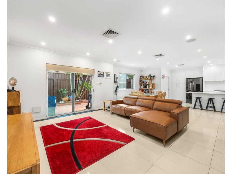 4/135 Queen Victoria Street, Bexley NSW 2207